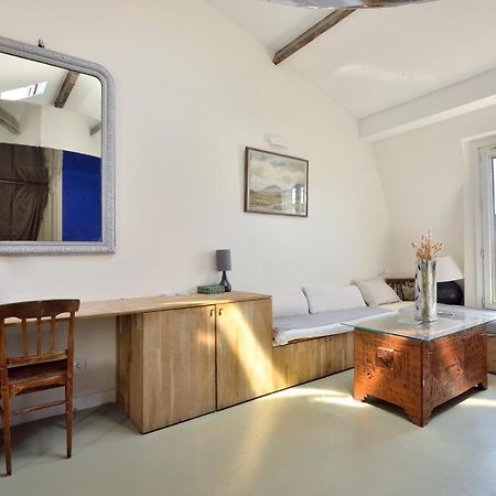 Stylish Attic Conversion Παρίσι Εξωτερικό φωτογραφία