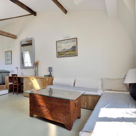 Stylish Attic Conversion Παρίσι Εξωτερικό φωτογραφία